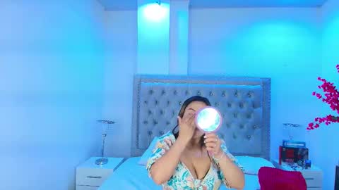 Snapshot of lia_adamsss chatting on 09.21.25 Lia online show from 09.21.25