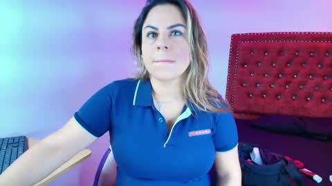 Lia  online show from 05.21.26