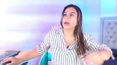 Lia  online show from 07.23.26