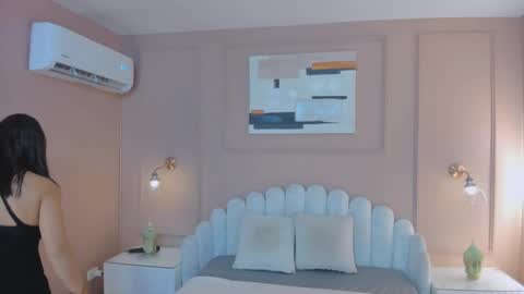 Snapshot of lia_ass chatting on 02.04.25 Liss 3 online show from 02.04.25