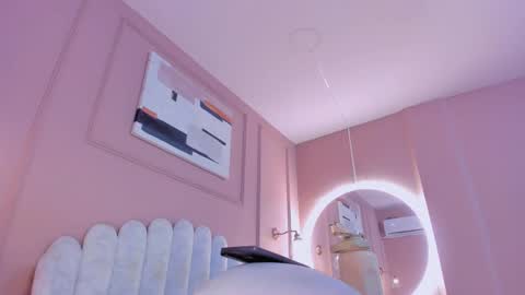 Snapshot of lia_ass chatting on 02.13.25 Liss 3 online show from 02.13.25