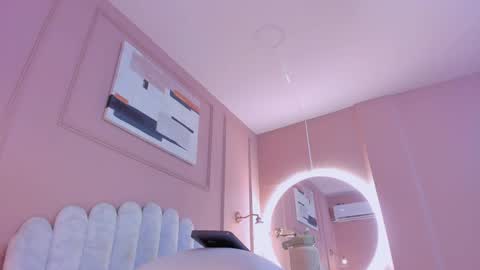 Snapshot of lia_ass chatting on 02.13.25 Liss 3 online show from 02.13.25