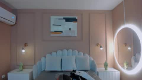 Snapshot of lia_ass chatting on 10.18.25 Liss 3 online show from 10.18.25