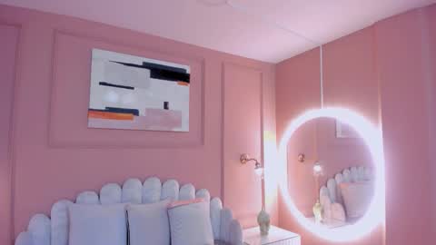 Snapshot of lia_ass chatting on 10.22.25 Liss 3 online show from 10.22.25