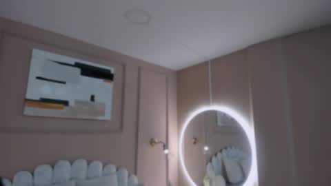 Snapshot of lia_ass chatting on 10.28.25 Liss 3 online show from 10.28.25