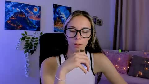 lia_dream_ online show from 07.28.26