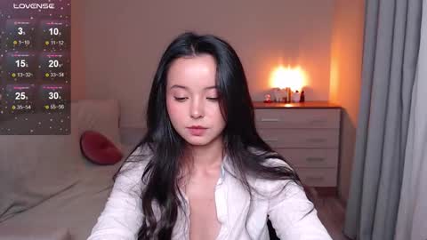 L I A online show from 09.13.25