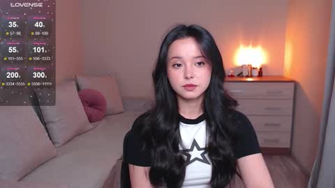 L I A online show from 10.06.25