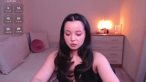 L I A online show from 04.09.26