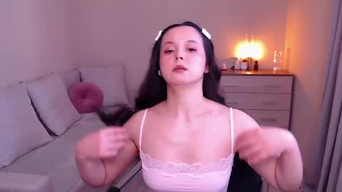 L I A online show from 05.08.26