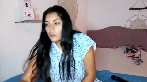 Snapshot of lia_hottie chatting on 07.17.26 Lia online show from 07.17.26