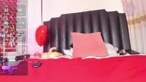 Snapshot of lia_johnsonn chatting on 02.13.25 Lia Jhonson online show from 02.13.25