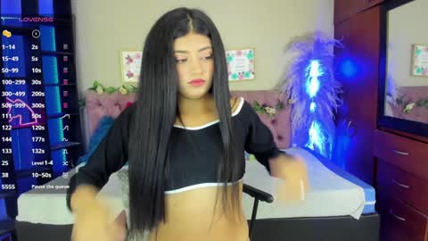 Snapshot of lia_keen chatting on 01.30.25 lia online show from 01.30.25