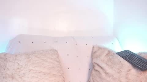 Snapshot of lia_mackenzie chatting on 02.05.26 liaa online show from 02.05.26