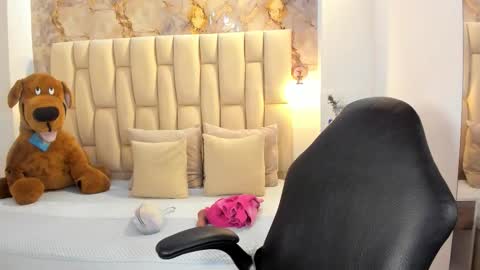 lia_mariana online show from 12.03.25