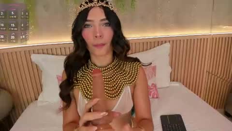 Snapshot of lia_montclair chatting on 07.05.26 lia_montclair online show from 07.05.26