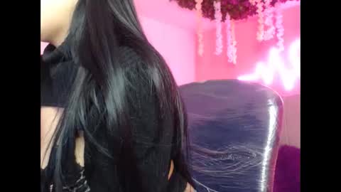 Lia online show from 11.24.25