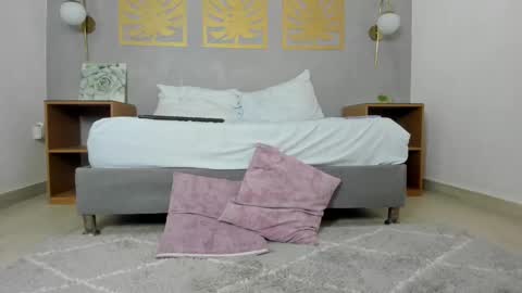 Lia  online show from 02.21.25