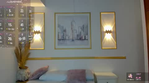 Lia  online show from 10.21.25