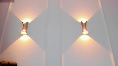 Snapshot of lia_walton__ chatting on 01.16.25 liz walton online show from 01.16.25