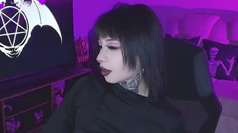 Snapshot of liaa_rodriguezz chatting on 02.17.25 Liaa online show from 02.17.25