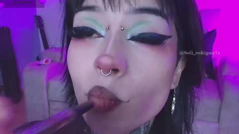 Snapshot of liaa_rodriguezz chatting on 02.20.25 Liaa online show from 02.20.25