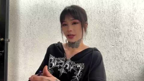 Snapshot of liaa_rodriguezz chatting on 11.20.25 Liaa online show from 11.20.25