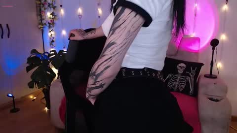 Snapshot of liaa_rodriguezz chatting on 03.11.26 Liaa online show from 03.11.26