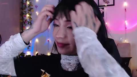 Snapshot of liaa_rodriguezz chatting on 03.28.26 Liaa online show from 03.28.26