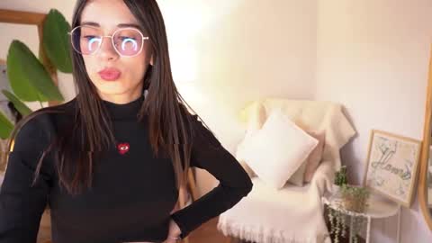 Lia  online show from 09.16.25