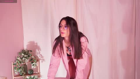 Lia  online show from 04.29.26