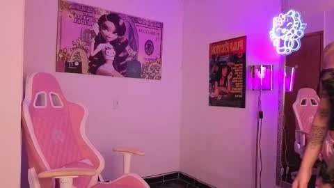 Lia Butera online show from 10.13.25