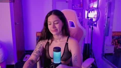 Lia Butera online show from 04.27.26