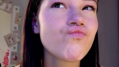 Lia  online show from 12.20.24