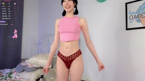 Lia  online show from 02.04.25