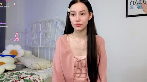 Lia  online show from 02.05.25