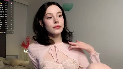 Lia  online show from 05.28.26