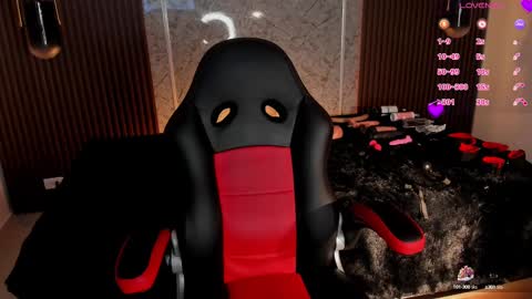 Liah online show from 10.16.25