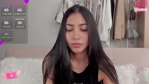 Lia Johnsons online show from 02.20.26