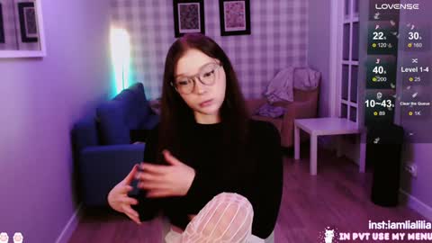 Snapshot of lialilia chatting on 01.08.25 lialilia online show from 01.08.25