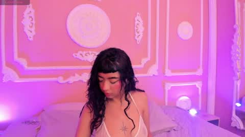 Lia lovet online show from 05.12.26