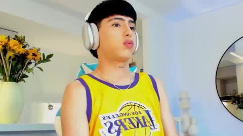 Liam online show from 10.25.25