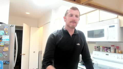 Snapshot of liam_1985 chatting on 01.11.25 Liam online show from 01.11.25