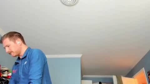 Snapshot of liam_1985 chatting on 01.30.25 Liam online show from 01.30.25