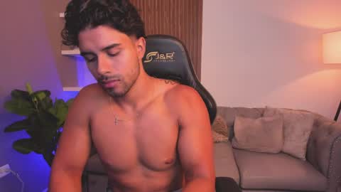 Liam Collins online show from 04.22.26