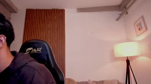 Liam Collins online show from 04.27.26