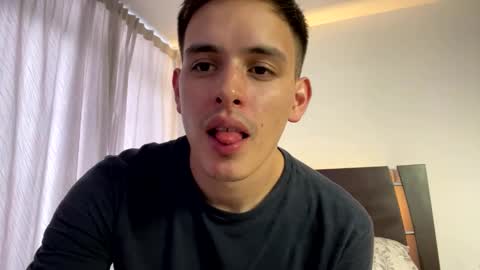 Snapshot of liam_enzho chatting on 03.02.25 Liam online show from 03.02.25