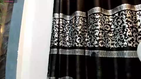 LIAM KLEIN online show from 02.14.25