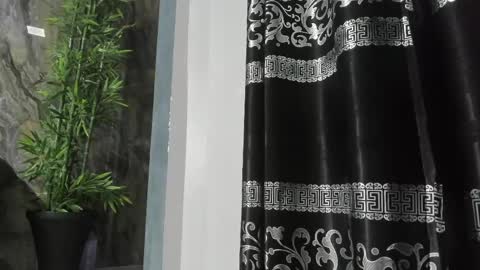 LIAM KLEIN online show from 02.28.25