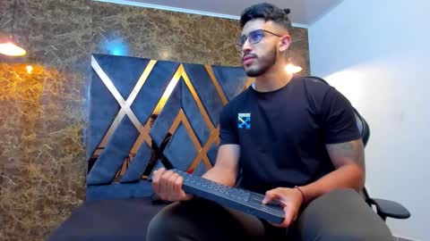 LIAM KLEIN online show from 09.24.25